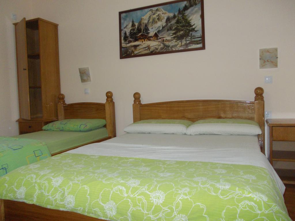 Bed and Breakfast Kuca Za Odmor "Karalic" à Ležimir Extérieur photo